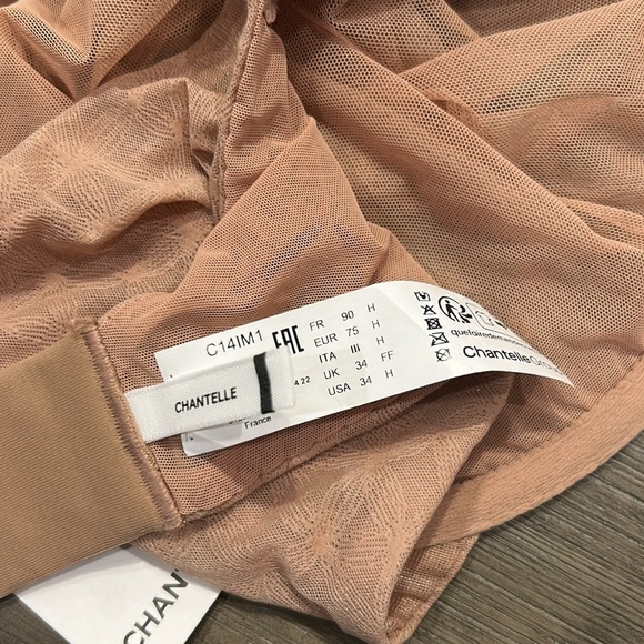 NWT! Chantelle Stella Lace Unlined Underwire Bra - Picture 12 of 12